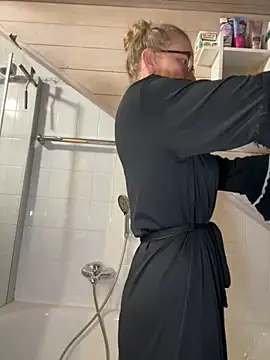 LucyLingerie78 online show from 12-04-25, 08:06