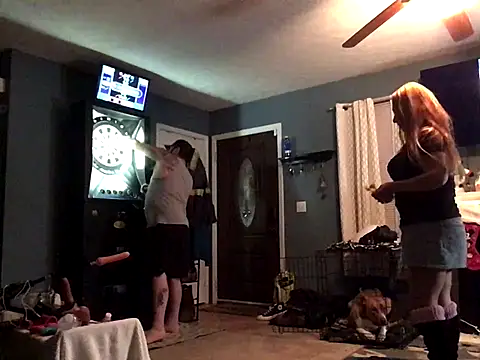 Snapshot of weready79 chatting on 12-18-25, 07:47 weready79 online show from 12-18-25, 07:47