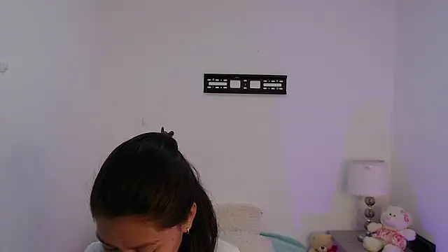 Snapshot of renataj chatting on 11-20-25, 07:02 renataj online show from 11-20-25, 07:02