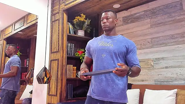 MarcusBlack  online show from 08-06-26, 12:29