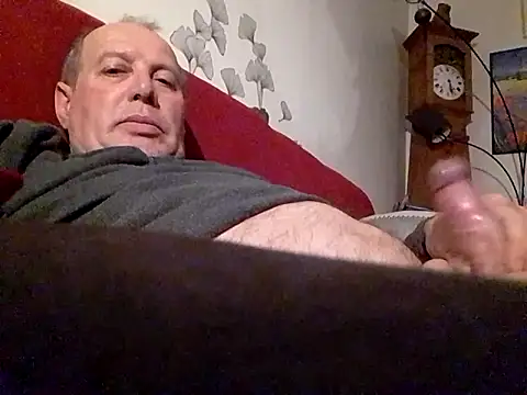 Vince072 online show from 02-02-26, 09:24