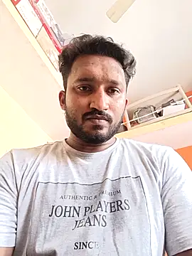 Snapshot of m_king1907 chatting on 09-18-25, 05:09 m king1907 online show from 09-18-25, 05:09