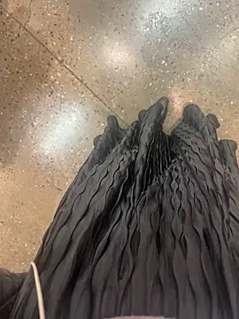 xiaoyuan01 online show from 10-27-25, 01:53