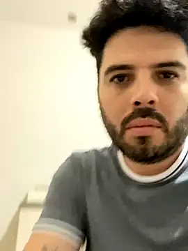 Snapshot of uto857 chatting on 11-21-25, 10:41 uto857 online show from 11-21-25, 10:41