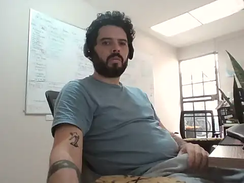 uto857 online show from 03-11-26, 02:23