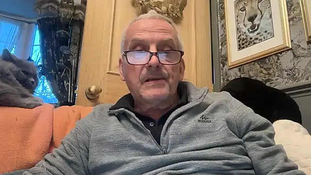 poggles online show from 12-02-25, 04:02