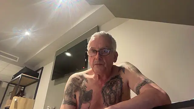 poggles online show from 02-20-26, 07:58