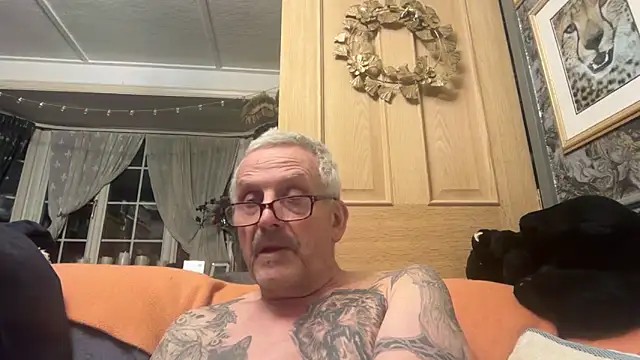 poggles online show from 03-09-26, 08:24