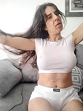 agustinalatina online show from 02-05-26, 11:37