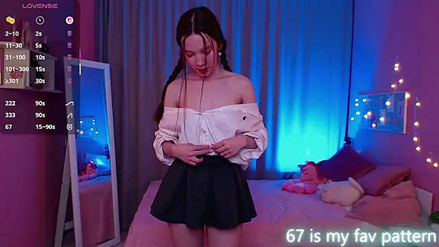 Shriya Sarann online show from 02-21-26, 02:07