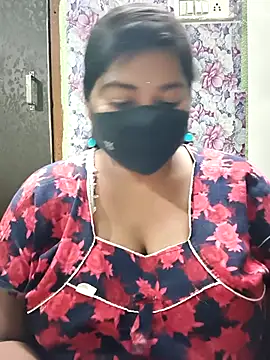 Liyaa 24 online show from 03-19-26, 04:33