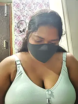 Liyaa 24 online show from 04-19-26, 06:21