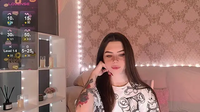 HolyMiax online show from 12-15-25, 03:11