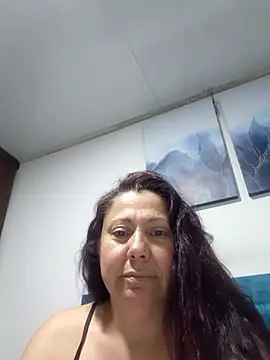 EmmaJhomson online show from 06-19-26, 11:08