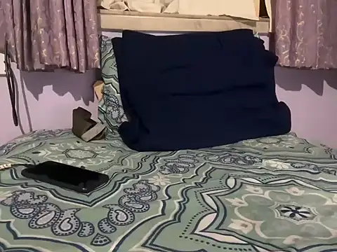 Snapshot of Matt6102 chatting on 10-01-25, 03:18 Matt6102 online show from 10-01-25, 03:18