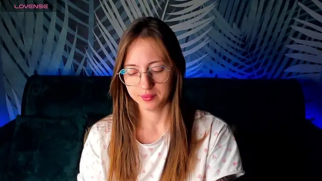 ChristyCrayme online show from 12-03-25, 10:41