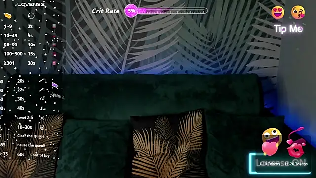 ChristyCrayme online show from 06-13-26, 10:08