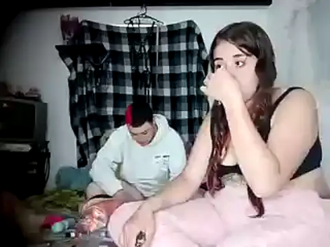 Snapshot of twodoo chatting on 09-30-25, 06:13 twodoo online show from 09-30-25, 06:13