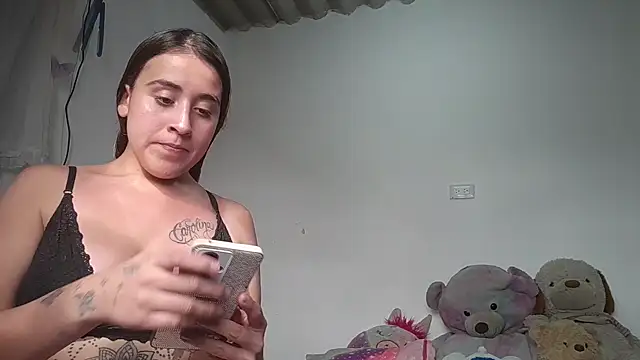 Snapshot of twodoo chatting on 11-05-25, 07:58 twodoo online show from 11-05-25, 07:58