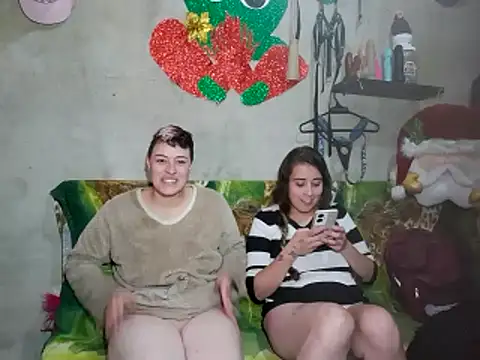 Snapshot of twodoo chatting on 12-17-25, 04:57 twodoo online show from 12-17-25, 04:57