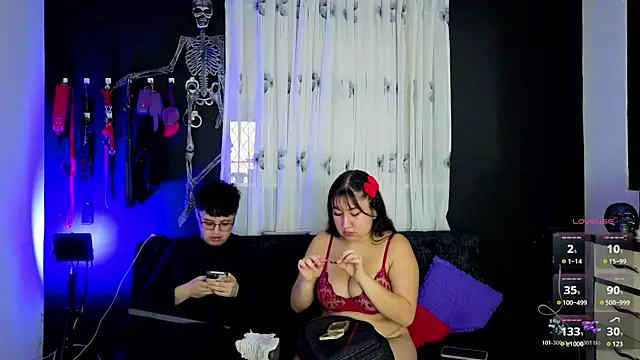 Cleo Ace online show from 04-25-26, 12:30