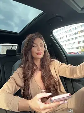 LunaBex online show from 11-26-25, 08:48