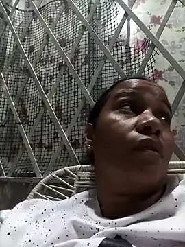 EbonyHorrny online show from 04-18-26, 12:14