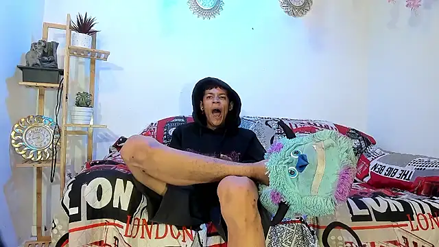 Bastian boyshot77 online show from 02-11-26, 01:16