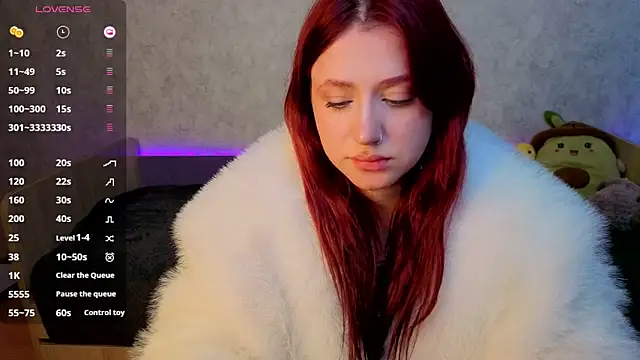 Snapshot of Mini_Lady1 chatting on 10-30-25, 07:10 Mini Lady1 online show from 10-30-25, 07:10