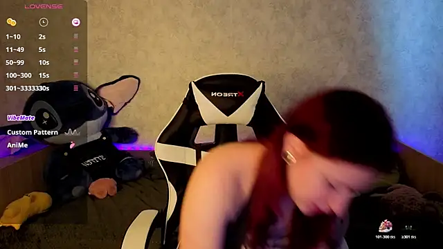 Snapshot of Mini_Lady1 chatting on 11-13-25, 07:51 Mini Lady1 online show from 11-13-25, 07:51