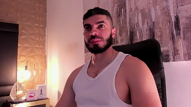 AxelThompson  online show from 10-26-25, 01:06