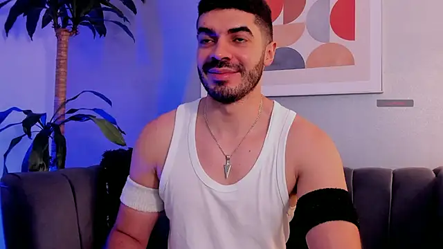 AxelThompson  online show from 12-04-25, 11:19