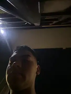 Snapshot of _Alex_martinez_ chatting on 10-17-25, 12:25 Alex martinez online show from 10-17-25, 12:25