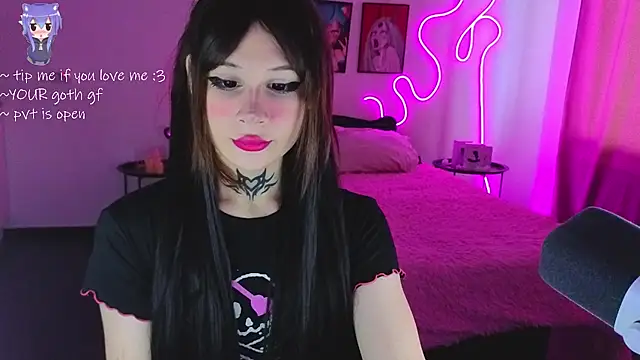 Snapshot of your_little_eva chatting on 02-19-26, 12:01 your little eva online show from 02-19-26, 12:01