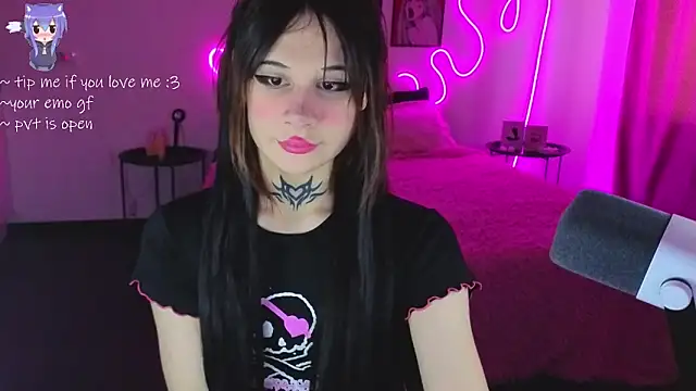 Snapshot of your_little_eva chatting on 03-06-26, 03:19 your little eva online show from 03-06-26, 03:19