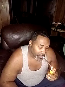 Snapshot of Mrbull67 chatting on 09-22-25, 04:14 Mrbull67 online show from 09-22-25, 04:14