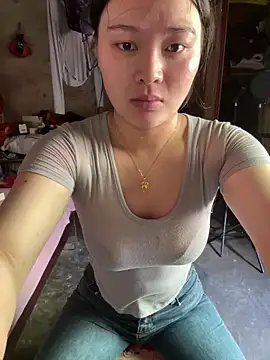 chenyu0308 online show from 04-09-26, 06:41