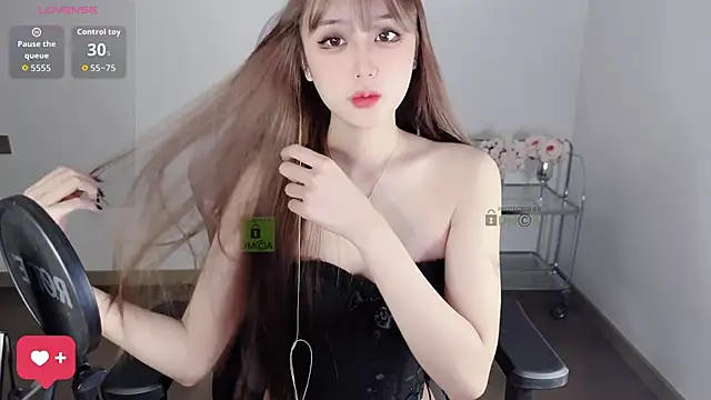 OwQoll online show from 10-23-25, 06:06