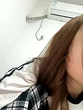 uulove521 online show from 09-28-25, 02:44