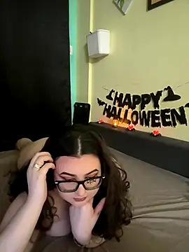 HaleyAyush online show from 10-21-25, 05:24