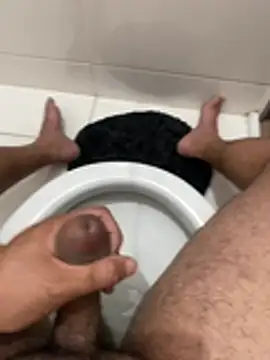 Snapshot of emerdal chatting on 02-03-26, 08:03 emerdal online show from 02-03-26, 08:03