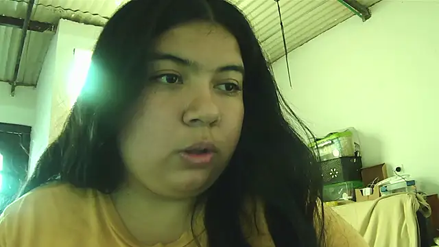 Snapshot of sultana_mihrima chatting on 06-02-26, 06:21 sultana mihrima online show from 06-02-26, 06:21