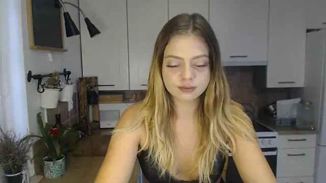 BuffyxLUST online show from 10-09-25, 07:17