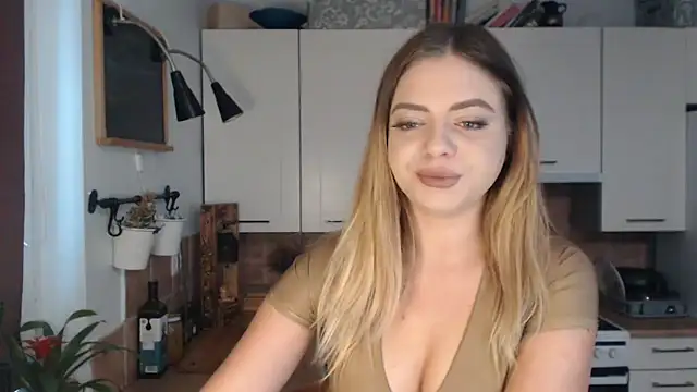 BuffyxLUST online show from 10-23-25, 08:02