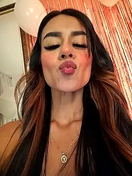 Juliana Xander online show from 11-16-25, 02:17