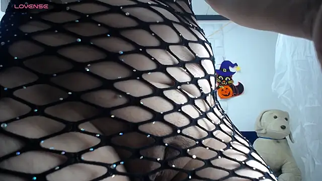 Snapshot of Mature_Lady_ chatting on 10-15-25, 07:14 Mature Lady online show from 10-15-25, 07:14