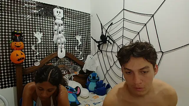 Aria Arthur online show from 10-27-25, 09:08