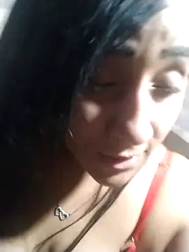 Snapshot of srtsara chatting on 09-15-25, 06:41 srtsara online show from 09-15-25, 06:41