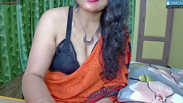 Snapshot of MasTANIYA chatting on 12-20-25, 04:58 MasTANIYA online show from 12-20-25, 04:58