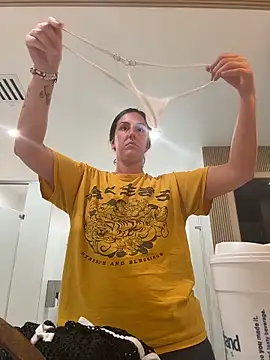 sweetsirenn online show from 11-08-25, 02:06